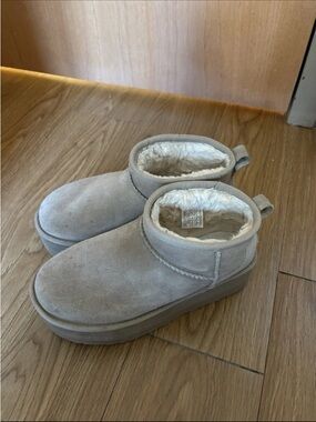 UGG Classic Ultra Mini Platform Sand 1135092 Boots